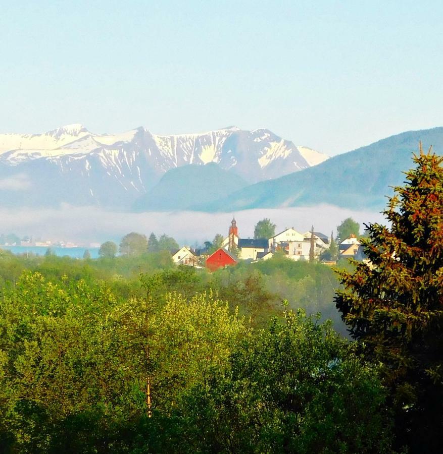 Apartment Dreamvalley Isfjorden Exterior foto